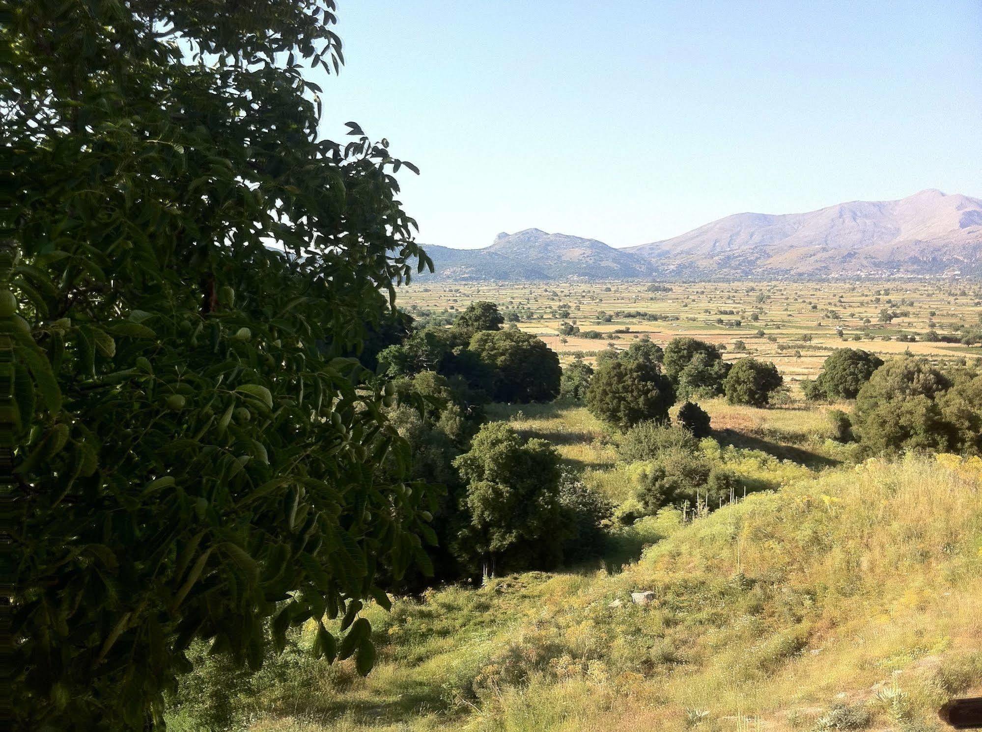 Dionysus Lasithi Plateau Magoulás Esterno foto